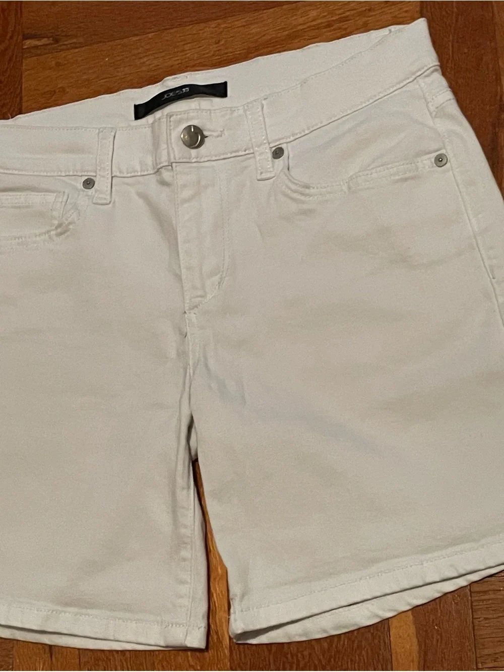 Joe’s Jeans White Woman’s Casual Shorts Size 27
